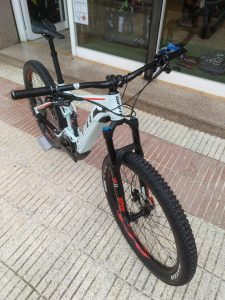 Giant Stance Bike4ever Arenys