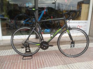 Giant Contend SL1 bike4ever Arenys